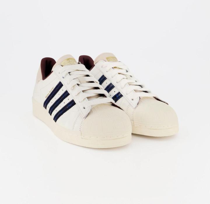 Actual product image adidas Superstar (44)