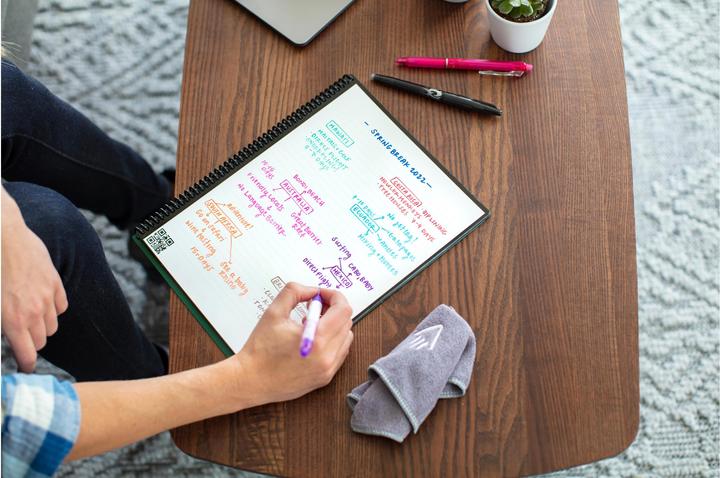 Productafbeelding Rocketbook Panda Planner (22 x 28 cm, Rijen, Hardcover)