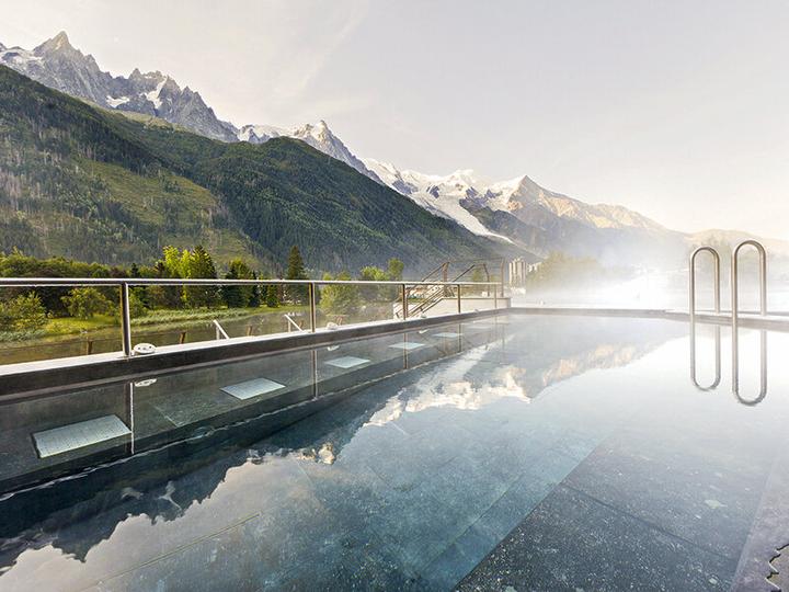 Actual product image Smartbox Pure détente at the QC Terme Chamonix : 1 accès 1 journée avec kit spa pour 2 (2 pers.)