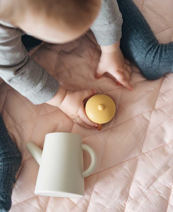 Actual product image Esmée Children's tea set made of silicone in sienna/beige, with cups, kettle and sugar bowl