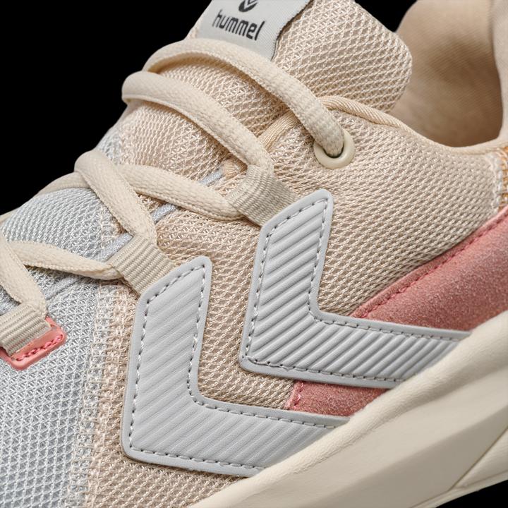 Actual product image hummel Reach 300 Recycled Lace Jr (37)
