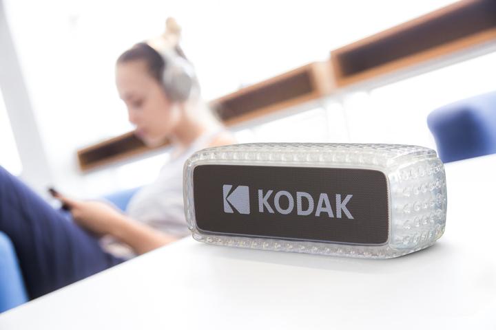 Produktbild Kodak PWS-2239 weiss Schock resistant 8 Watt RMS (5 h, Netzbetrieb)