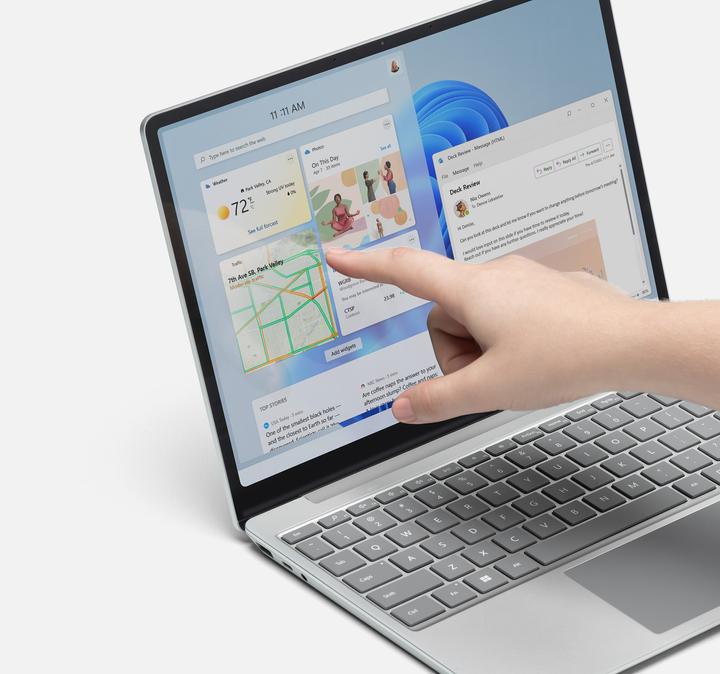 Immagine prodotto Microsoft Surface Laptop Go 2 (12.40", Intel Core i5-1135G7, 8 GB, 256 GB)