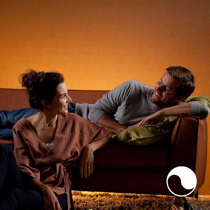 Produktbild Philips Hue White & Color Ambiance Erweiterung (E27, 10 W, 806 lm, 1 x, F)