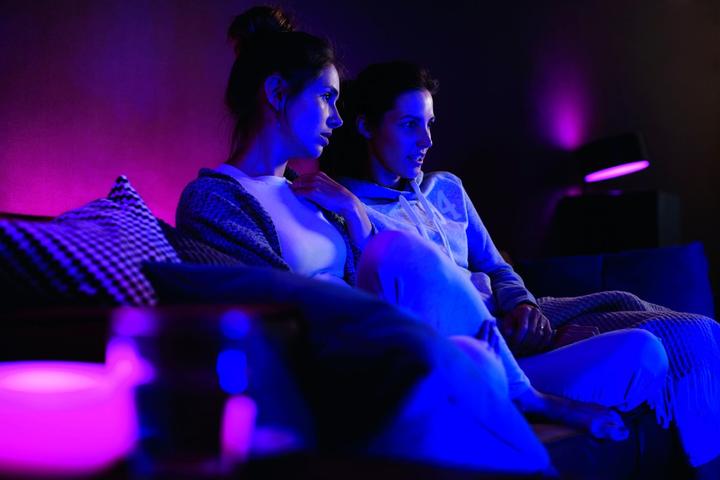 Produktbild Philips Hue White & Color Ambiance Erweiterung (E27, 10 W, 806 lm, 1 x, F)