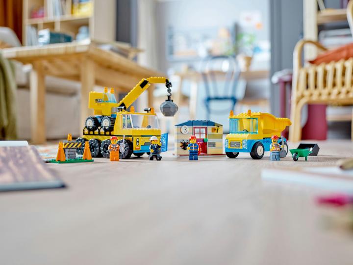 Produktbild LEGO Baufahrzeuge und Kran mit Abrissbirne (60391, LEGO City)