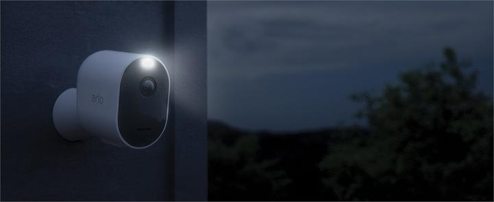 Immagine prodotto Arlo Pro 3 Spotlight, telecamera aggiuntiva nera (2560 x 1440 Pixels)