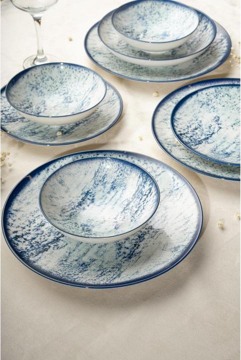 Actual product image Hermia Holly (24 Piece)