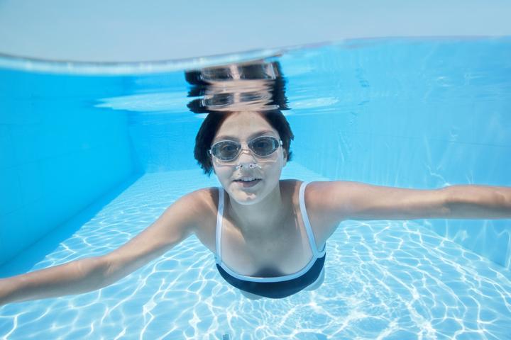 Actual product image Bestway Hydro-Swim™ swimming goggles IX1-1400 from 14 years, assorted