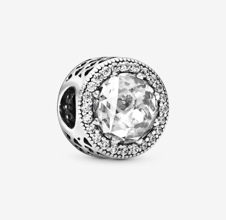 Actual product image Pandora Charms/Beads Radiant Wreath of Hearts (Silver)