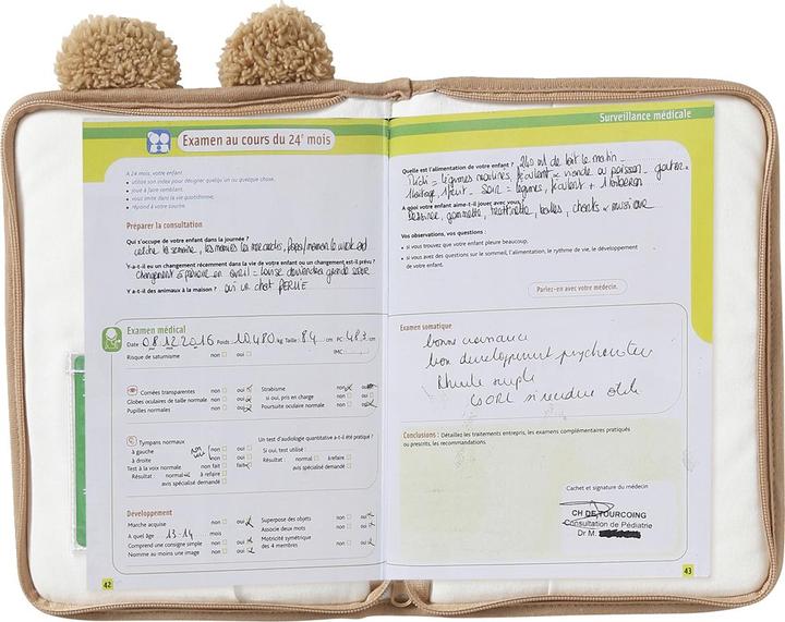 Produktbild Vertbaudet Schutzhülle für das Vorsorgeheft BÄR, Teddyfleece (24 x 18 cm, 1 x)