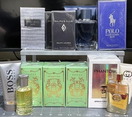 Produktbild Gucci 16 exklusive Parfüms, Kölnisch Wasser, Lotionen und Duschgels