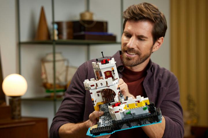 Image du produit LEGO Forteresse Eldorado 10320 (10320, LEGO Icons, LEGO difficiles à trouver)