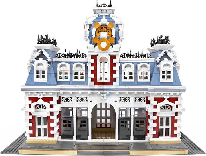 Actual product image Mould King MKingLand: The Station of The Creamland