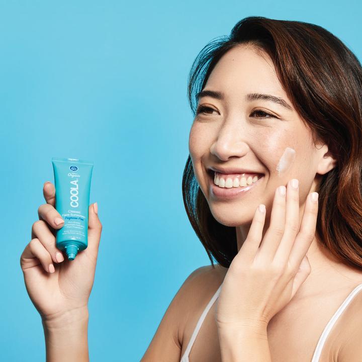 Immagine prodotto Coola Suncare Classic Lotion Fragrance Free (Crema solare viso, SPF 50, 50 ml, 50 g)