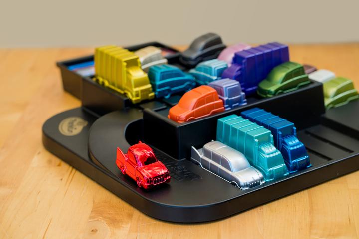 Actual product image Ravensburger Thinkfun Rush Hour Ultimate Collector's Edition