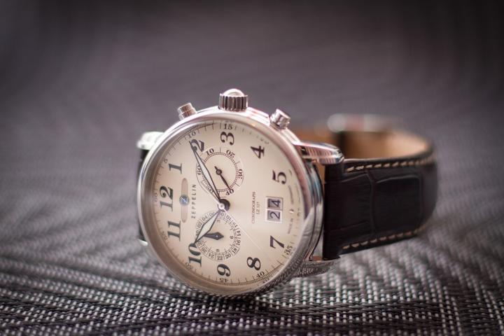 Actual product image Zeppelin LZ127 Count Chronograph (Analogue wristwatch, Chronograph, 40 mm)