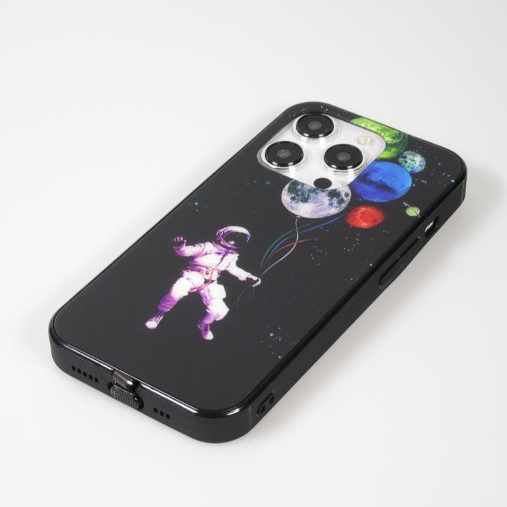 Actual product image PhoneLook Cover Silicone Glossy integrated LED light with USB-C connection Floating Astronaut (Apple iPhone 15 Pro Max)
