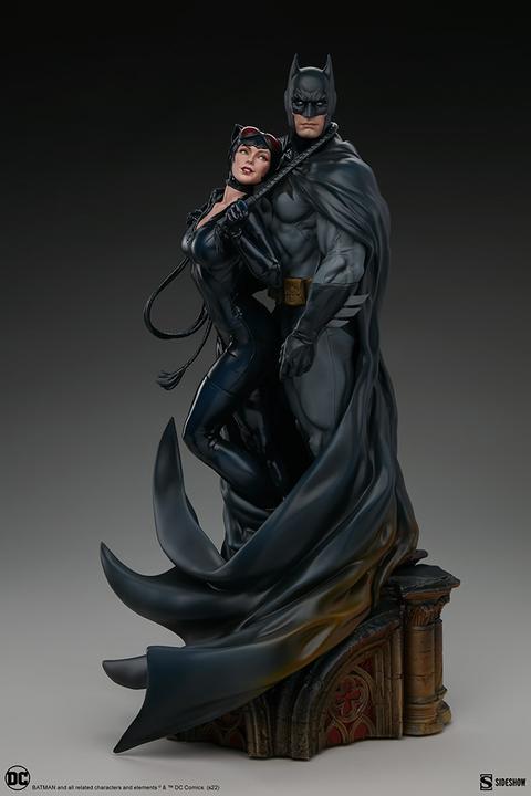Produktbild Sideshow DC Comics diorama Batman & Catwoman 51 cm