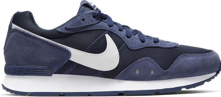 Produktbild Nike Venture Runner (43)