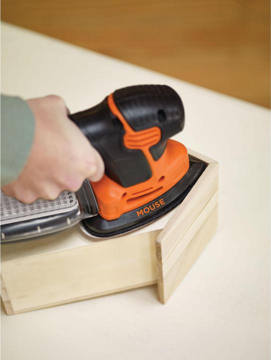 Actual product image Black & Decker Compact Mouse Sander (Delta sanders, 120 W)