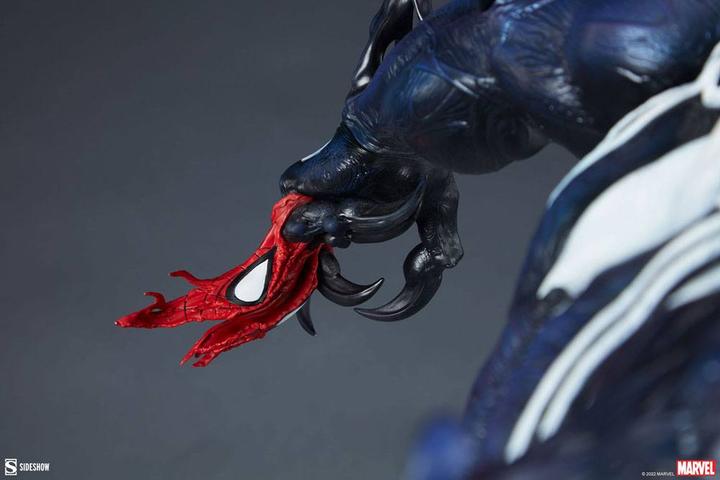 Actual product image Sideshow MARVEL - Venom - Statuette '59x47x51cm'