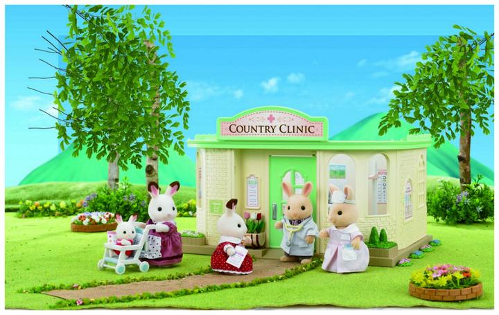 Actual product image Sylvanian Families rural clinic