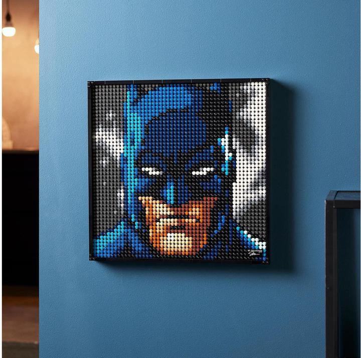 Actual product image LEGO Jim Lee Batman Collection (31205, LEGO Art)