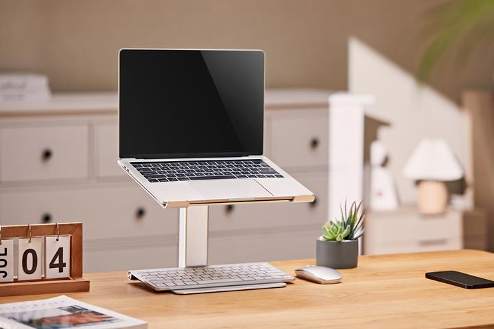 Actual product image Gembird Podstawka pod notebooka z regulacją wysokości srebrna