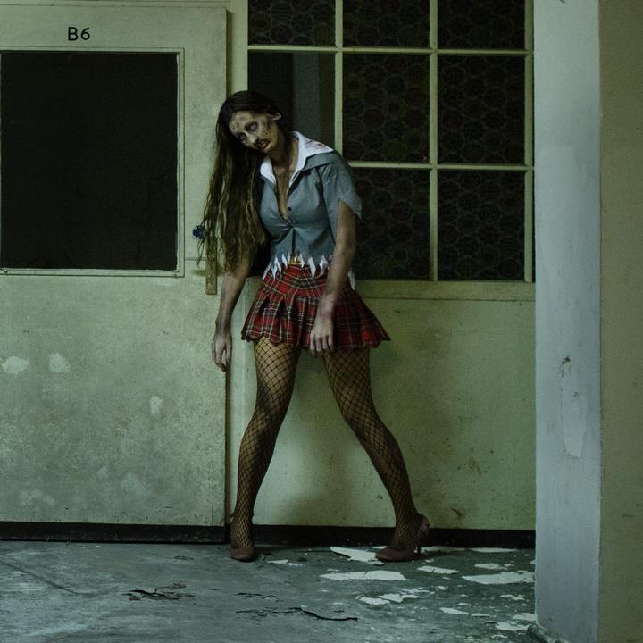 Immagine prodotto Dressforfun Costume da donna sexy zombie (L)