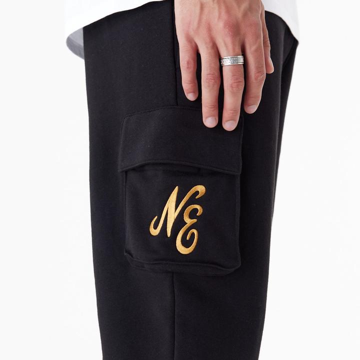 Immagine prodotto New Era Pantaloni della tuta Jogger CARGO - nero - L (L)