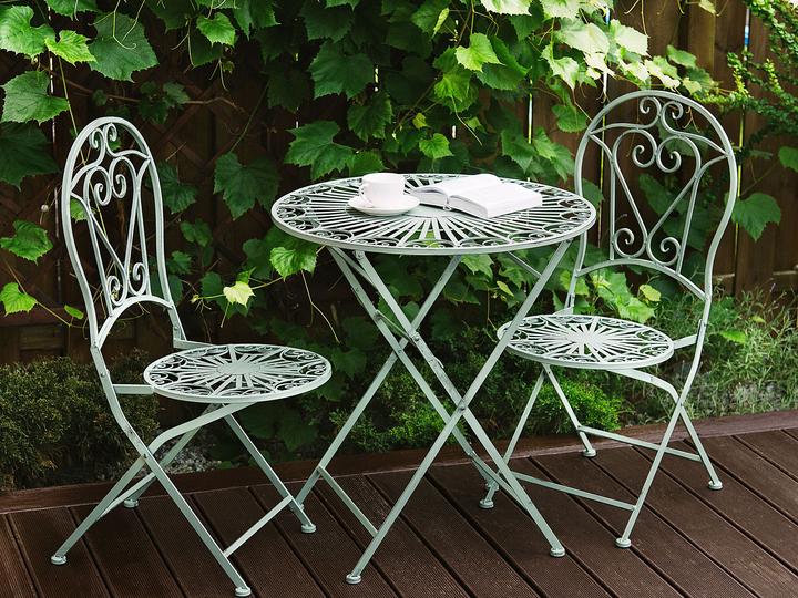 Actual product image Beliani Balcony Set green metal 2 chairs folding table TRENTO (70 cm)