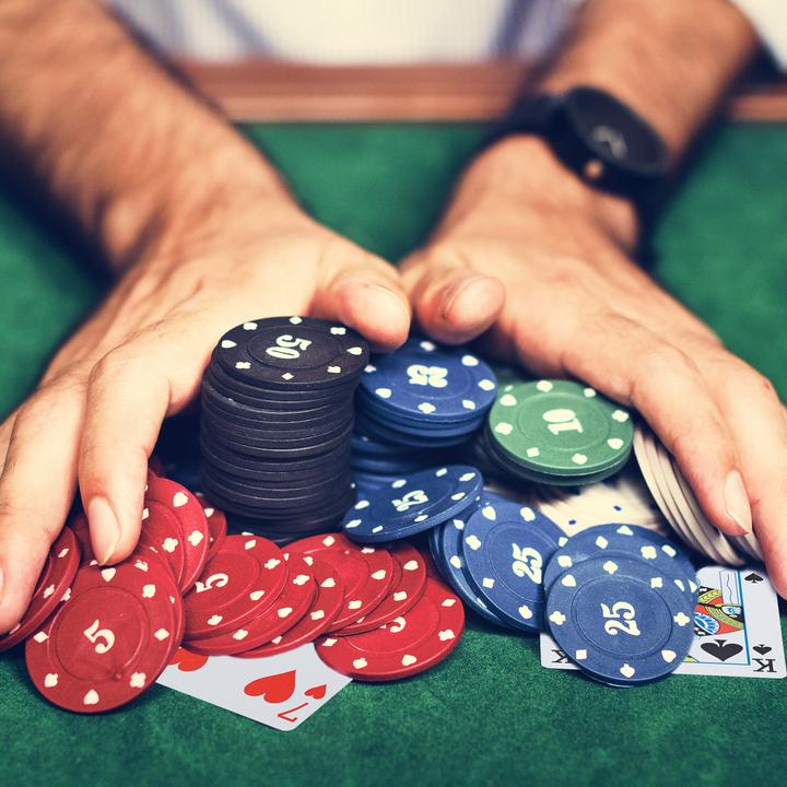 Actual product image Relaxdays Poker Playing Cards (German, French, Italian, English)