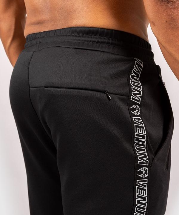Immagine prodotto Venum Club 212 Joggers - Nero/Bianco (S)