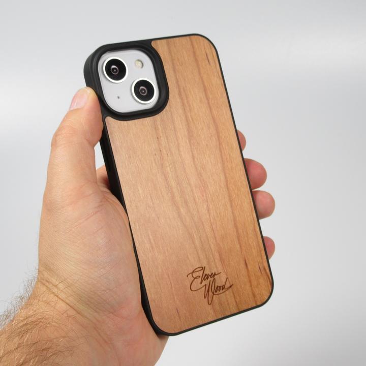 Actual product image Eleven Wood Cherry cover (Apple iPhone 14)