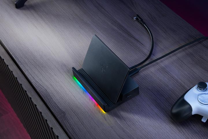 Immagine prodotto Razer Handheld Dock Chroma (USB-C, 6 Porti)