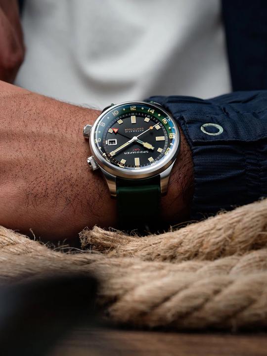 Image du produit Spinnaker SP-5121-44 Bradner GMT