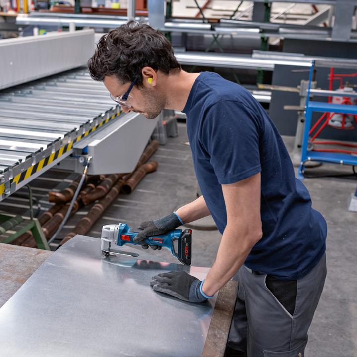 Produktbild Bosch Professional GSC 18V-16 E