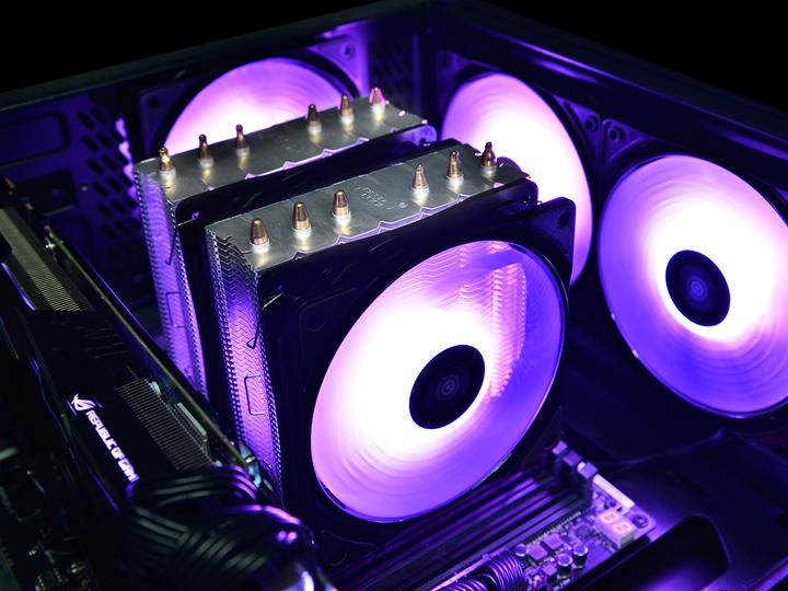 Produktbild Deepcool Neptwin RGB (158 mm)