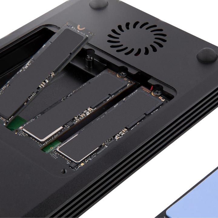 Actual product image StarTech 4 Bay NVMe Enclosure (M.2 2280)