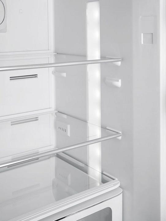 Image du produit Smeg Style rétro FAB32RBE5 (331 l)