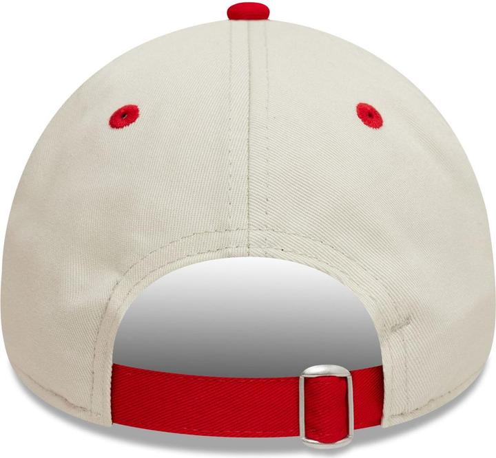 Produktbild New Era 9Twenty Adjustable Cap - Manchester United beige