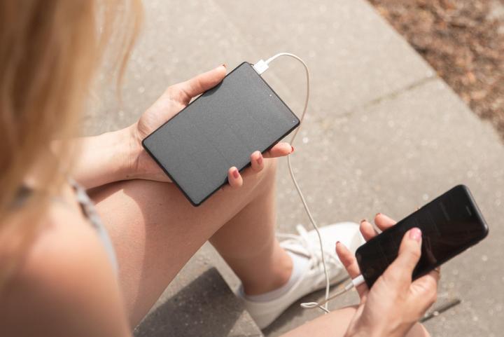 Actual product image Sandberg urban solar (10000 mAh, 18 W, 37 Wh)