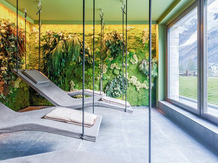Actual product image Smartbox Pure détente at the QC Terme Chamonix : 1 accès 1 journée avec kit spa pour 2 (2 pers.)