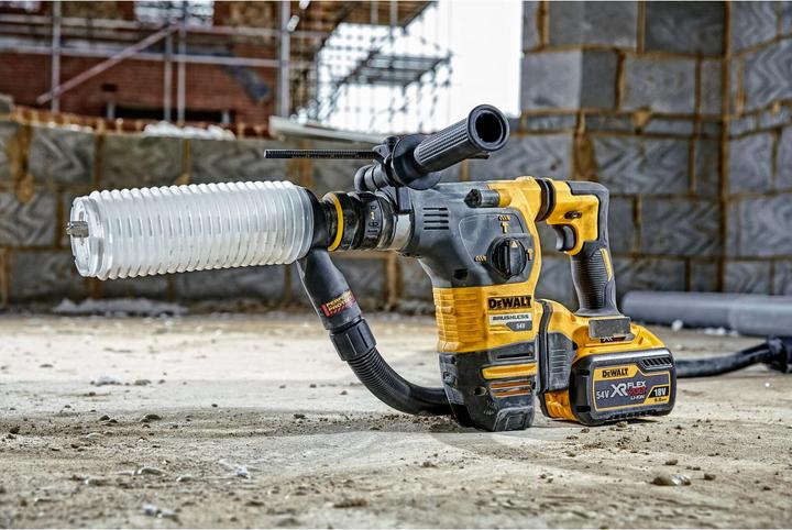 Actual product image DeWalt SDS Plus Dust Collector Set