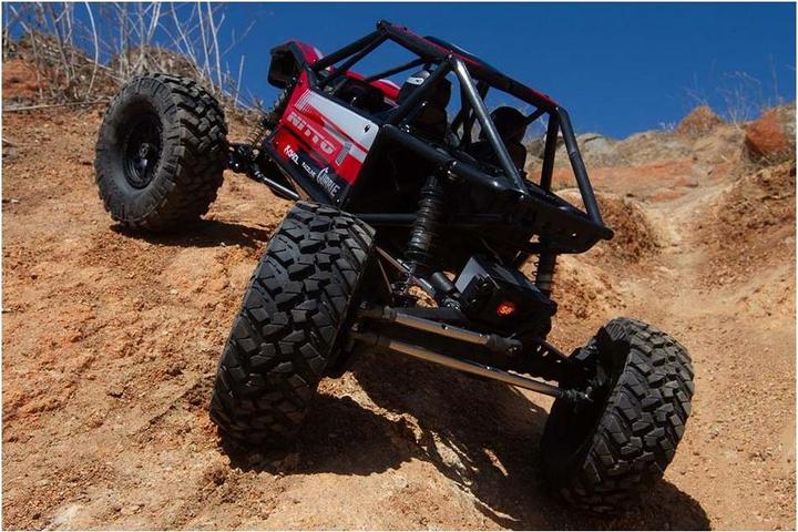 Produktbild Axial Rock Crawler Capra 4WS, Schwarz, 1:10, ARTR (RTR Ready-to-Run)