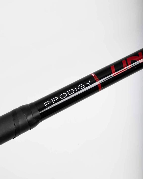 Image du produit Unihoc EPIC YOUNGSTER PRODIGY 36 schwarz/rot 24/25-Links-60 cm (60 cm, Gauche)