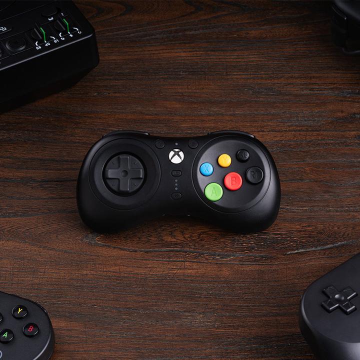 Image du produit 8bitdo M30 (Xbox Series X, Xbox Series S, Xbox One X, Xbox One S, Windows)