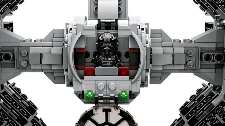 Produktbild LEGO Mandalorian Fang Fighter vs. Tie Interceptor (75348, LEGO Star Wars)