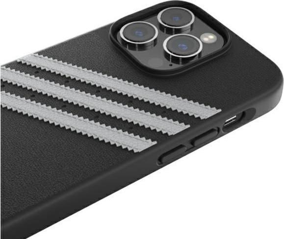 Actual product image adidas OR Moulded Case PU iPhone 14 Pro 6.1" czarny/black 50186 (Apple iPhone 14 Pro)
